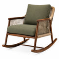 Fauteuil à bascule en bois avec coussin vert et corde tressée